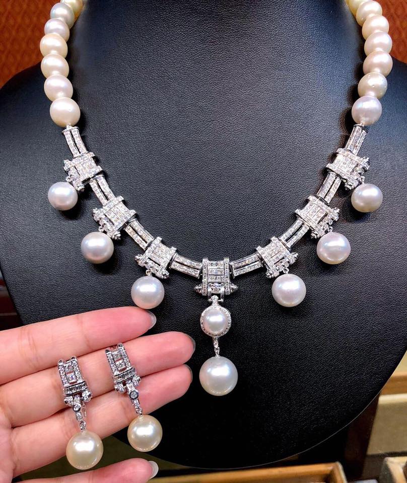 South Sea Pearls Are TIMELESS!