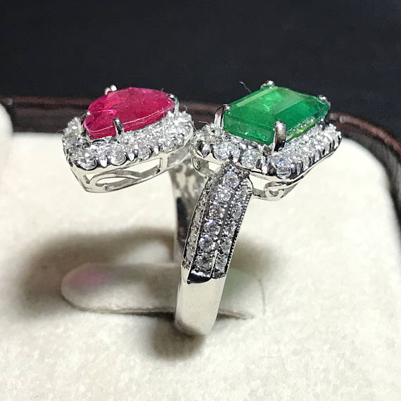 Twisted 7.321TCW Natural Emerald, ruby & VVS Diamonds in 18K solid white gold ring