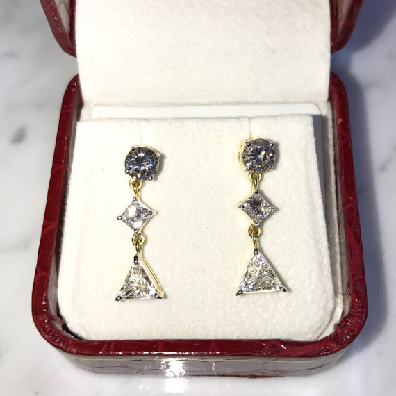 F/VVS 2.40TCW Sparkling Natural Diamond in 18K solid yellow gold earrings dangle drop handmade trilion