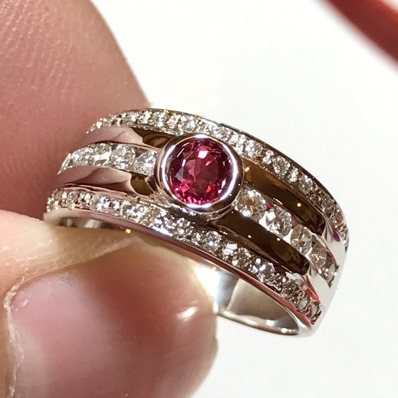 Natural SIAMESE Ruby & Diamonds in 18K solid handmade white gold ring pigeon blood red natural certified siam