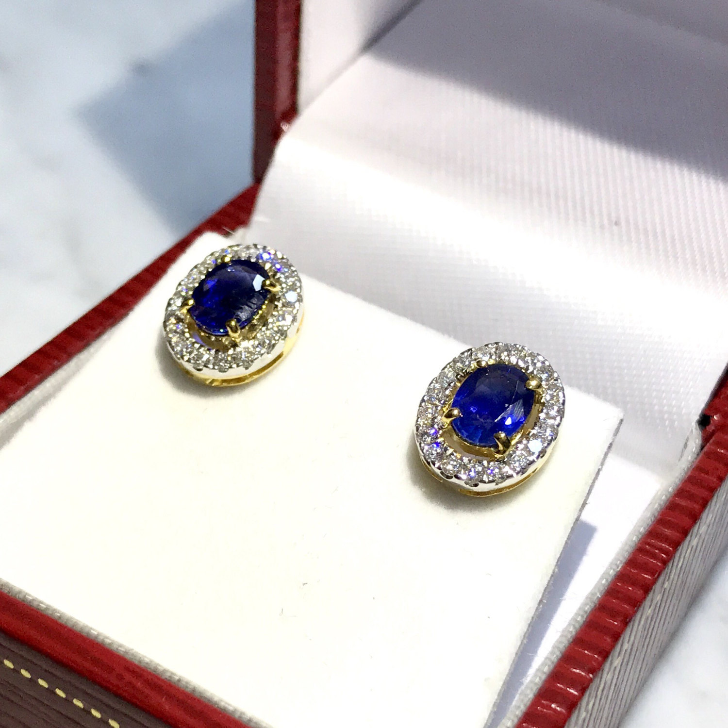 CEYLON 2.20TCW. Royal BLUE Sapphires & Diamonds in 18K solid yellow gold earrings Ceylon sri lanka stud