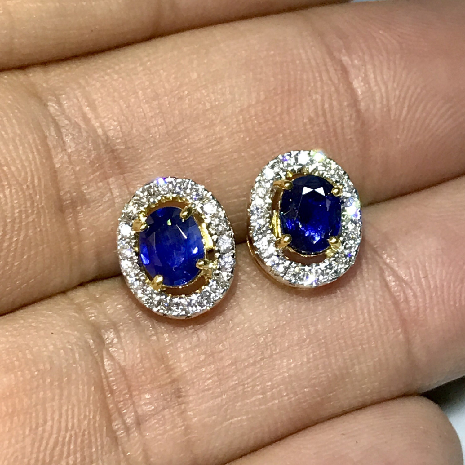 CEYLON 2.20TCW. Royal BLUE Sapphires & Diamonds in 18K solid yellow gold earrings Ceylon sri lanka stud