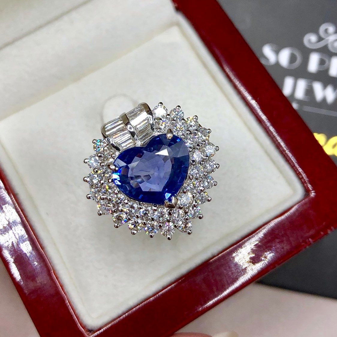 CEYLON! 6.93TCW Blue Sapphire & Diamonds in 18K solid white gold ring engagement vintage clean wedding natural genuine cornflower heart