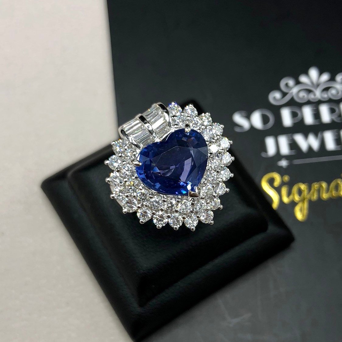 CEYLON! 6.93TCW Blue Sapphire & Diamonds in 18K solid white gold ring engagement vintage clean wedding natural genuine cornflower heart