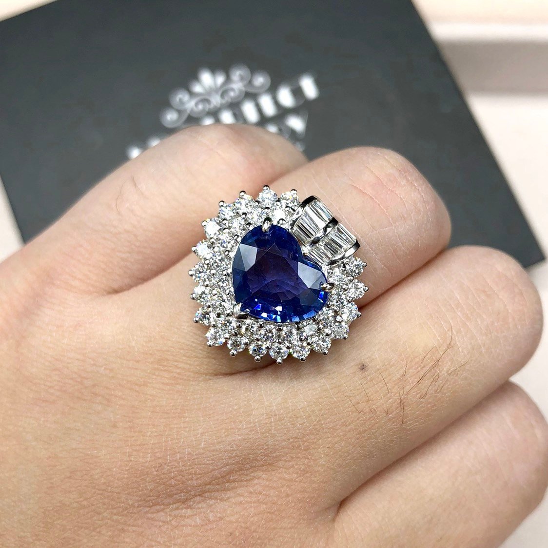 CEYLON! 6.93TCW Blue Sapphire & Diamonds in 18K solid white gold ring engagement vintage clean wedding natural genuine cornflower heart