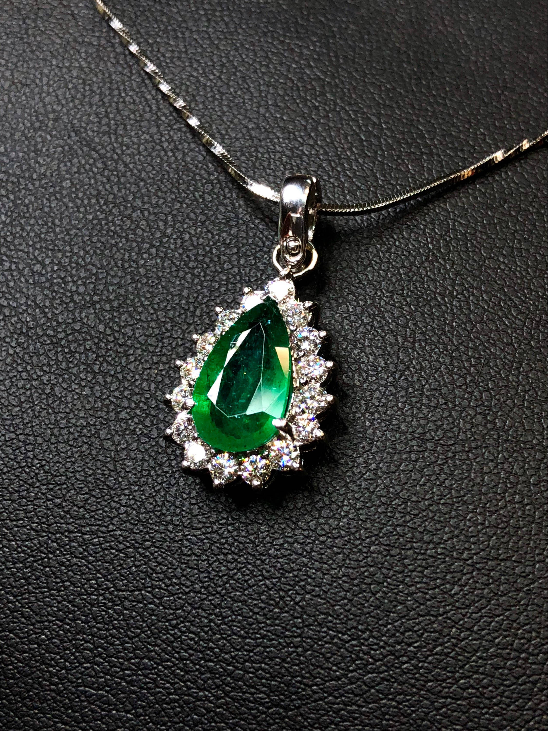 TOP-GREEN 2.95TCW Emerald VS Diamonds 18K white gold pendant pear gift Christmas