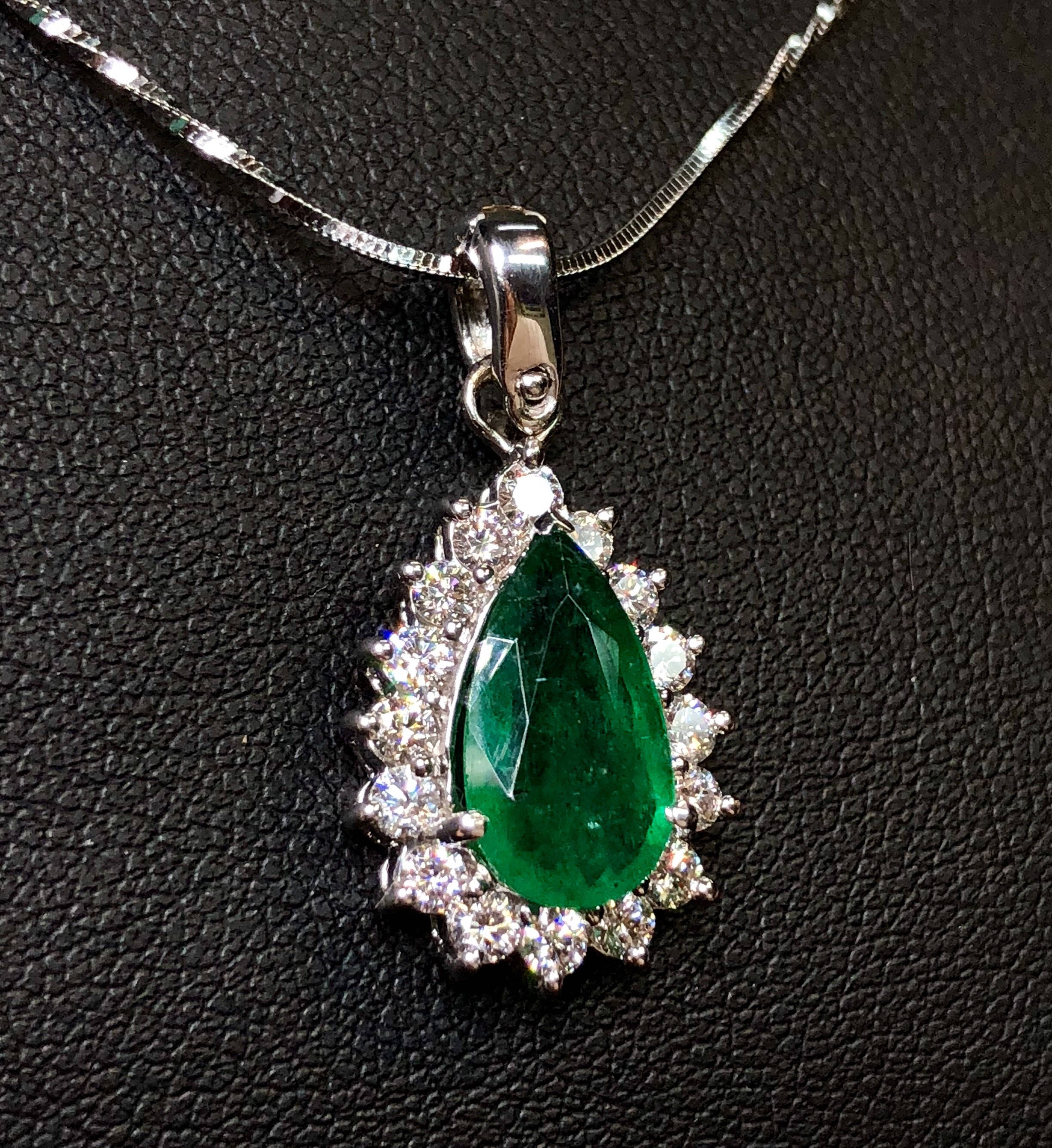 TOP-GREEN 2.95TCW Emerald VS Diamonds 18K white gold pendant pear gift Christmas