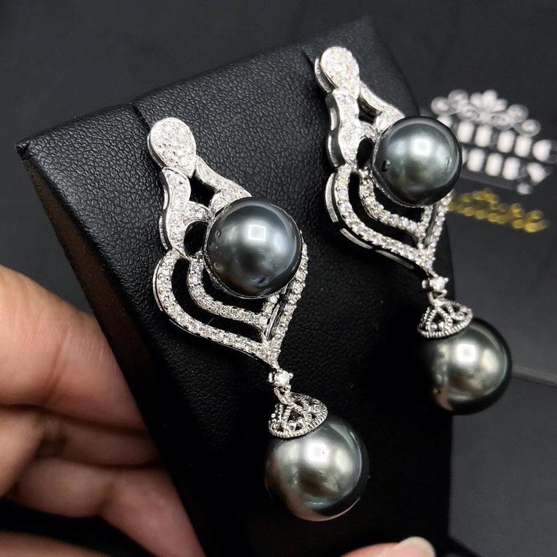 CHANDELIER TAHITIAN Pearls VS Diamonds