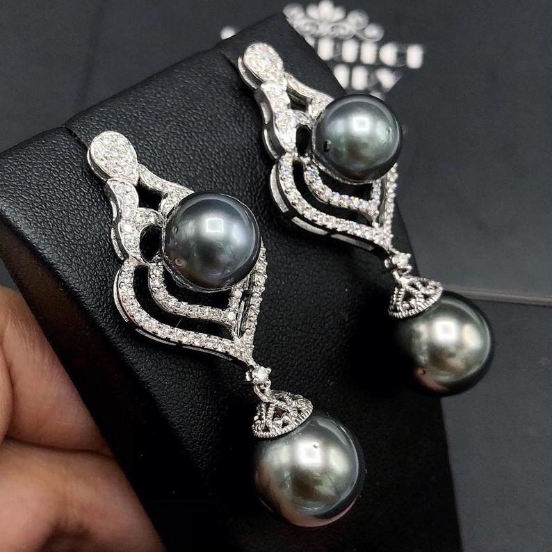 CHANDELIER TAHITIAN Pearls VS Diamonds