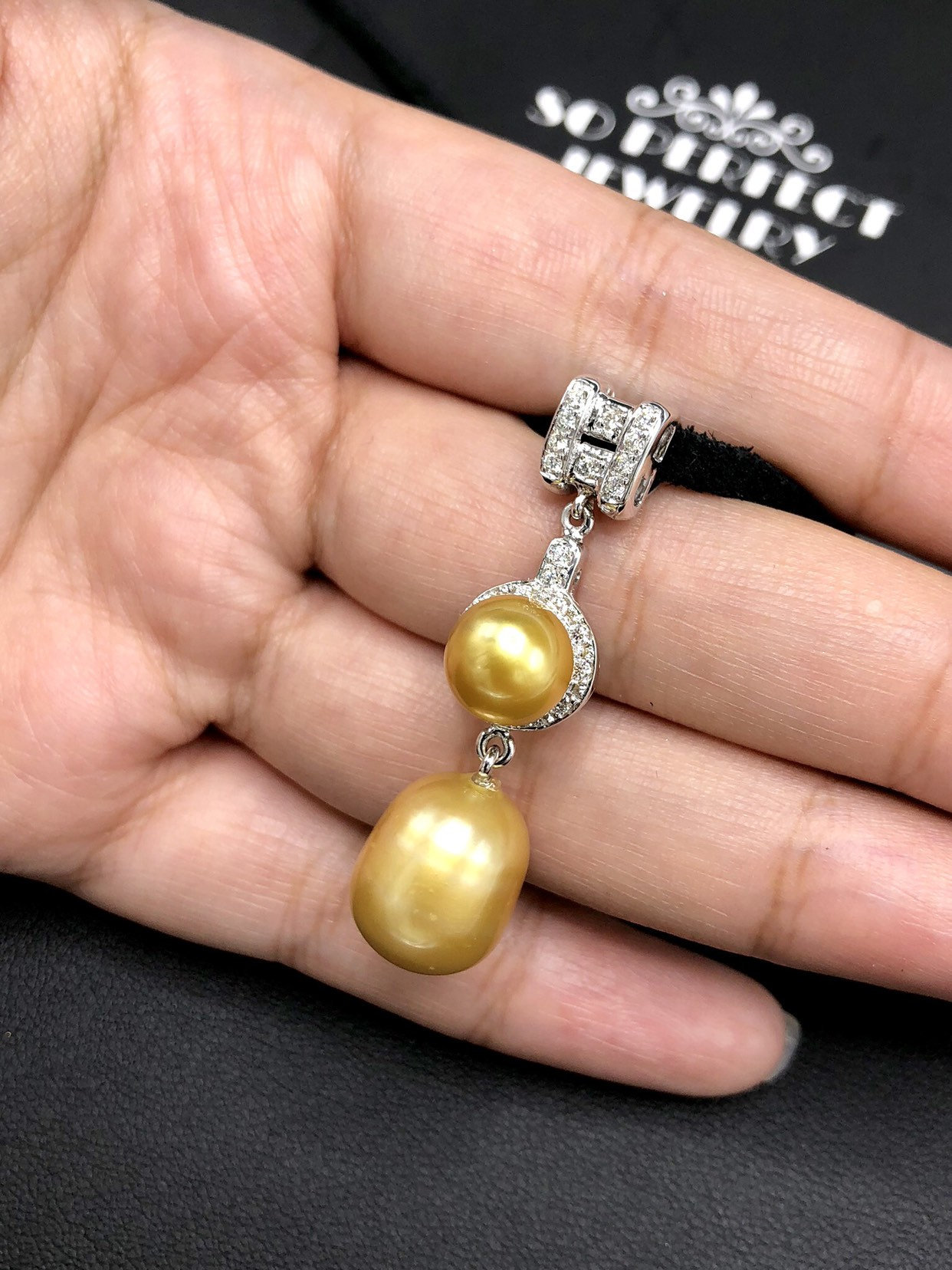 STUNNING Golden South Sea Pearl VS Diamond 18K solid white gold art deco long necklace pendant