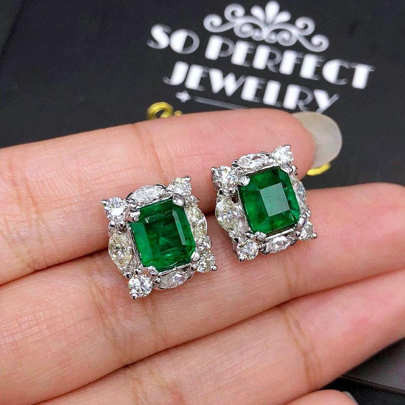 VIVID 7.15TCW Emerald VS Diamonds in 18K solid white gold earrings studs