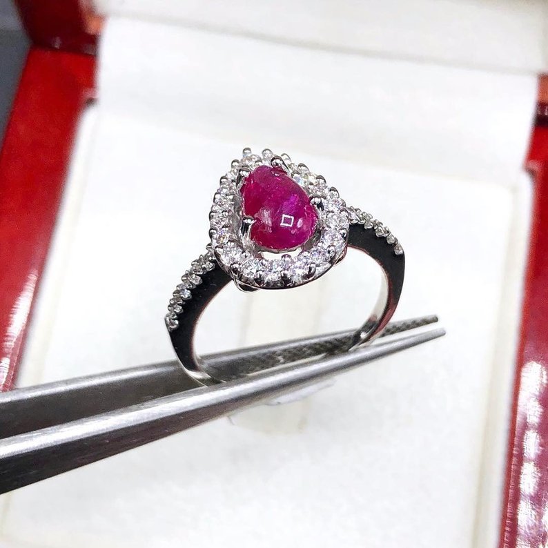 UNHEATED 1.65TCW Ruby Diamonds in 18K solid white gold ring