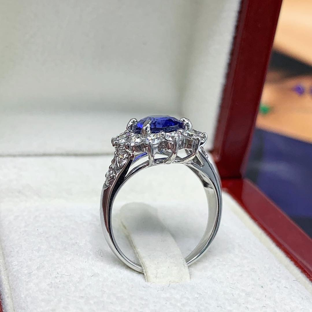 CEYLON! 4.33TCW Blue Sapphire & Diamonds in 18K solid handmade white gold ring