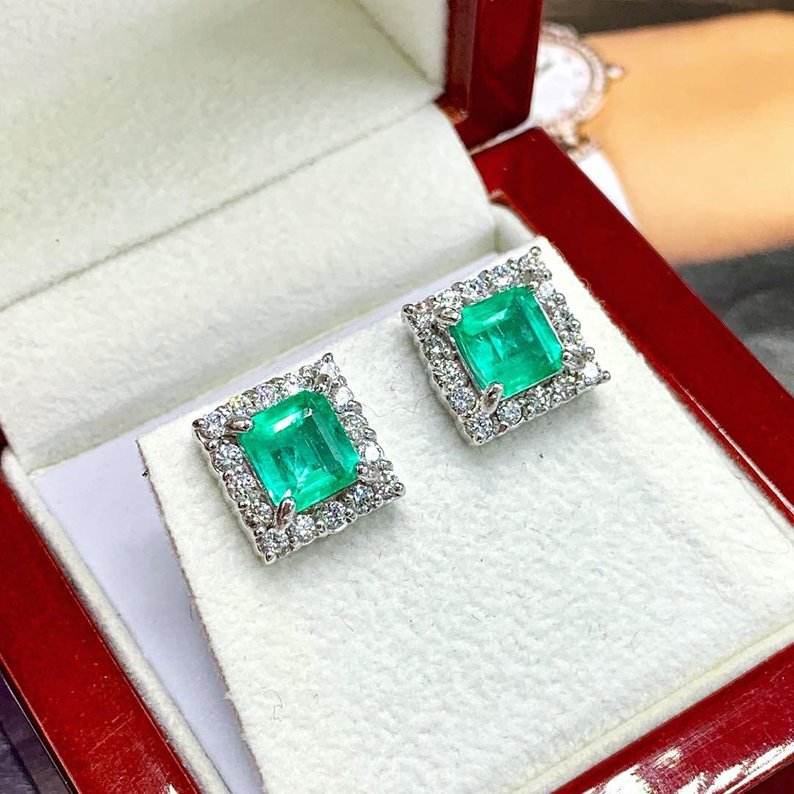 Colombian! 4.98TCW Emerald Diamond 18K solid WHITE gold