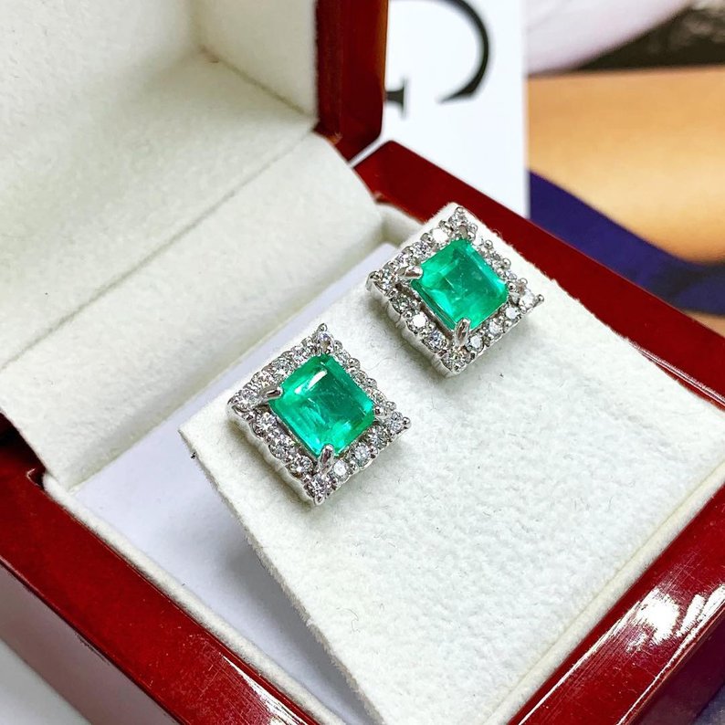 Colombian! 4.98TCW Emerald Diamond 18K solid WHITE gold