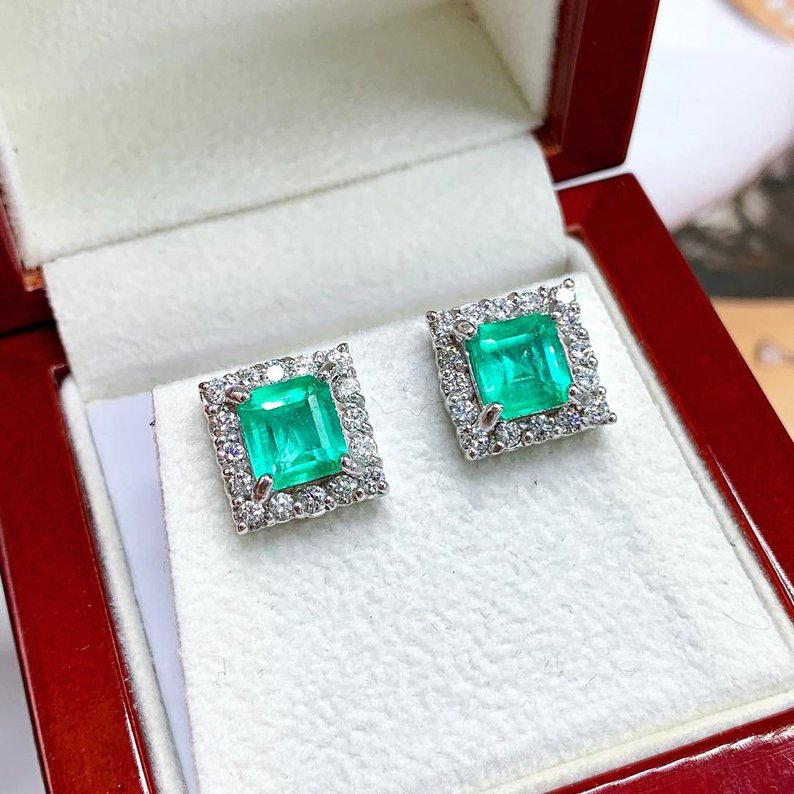 Colombian! 4.98TCW Emerald Diamond 18K solid WHITE gold