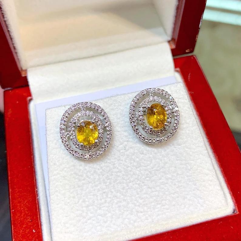 SPARKLING 2.07TCW Yellow Sapphire