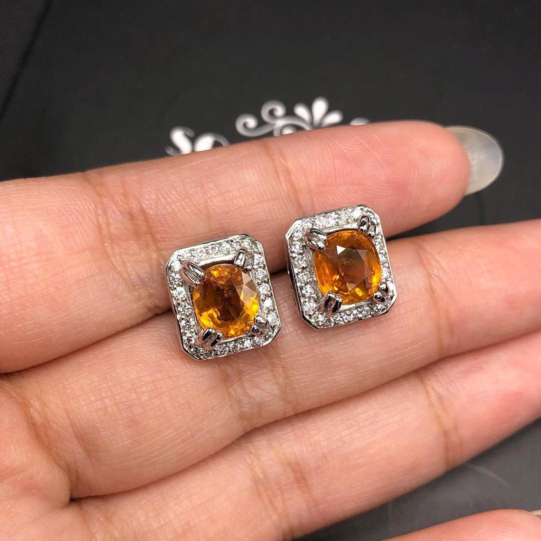 SPARKLING! 5.62TCW Yellow Sapphire