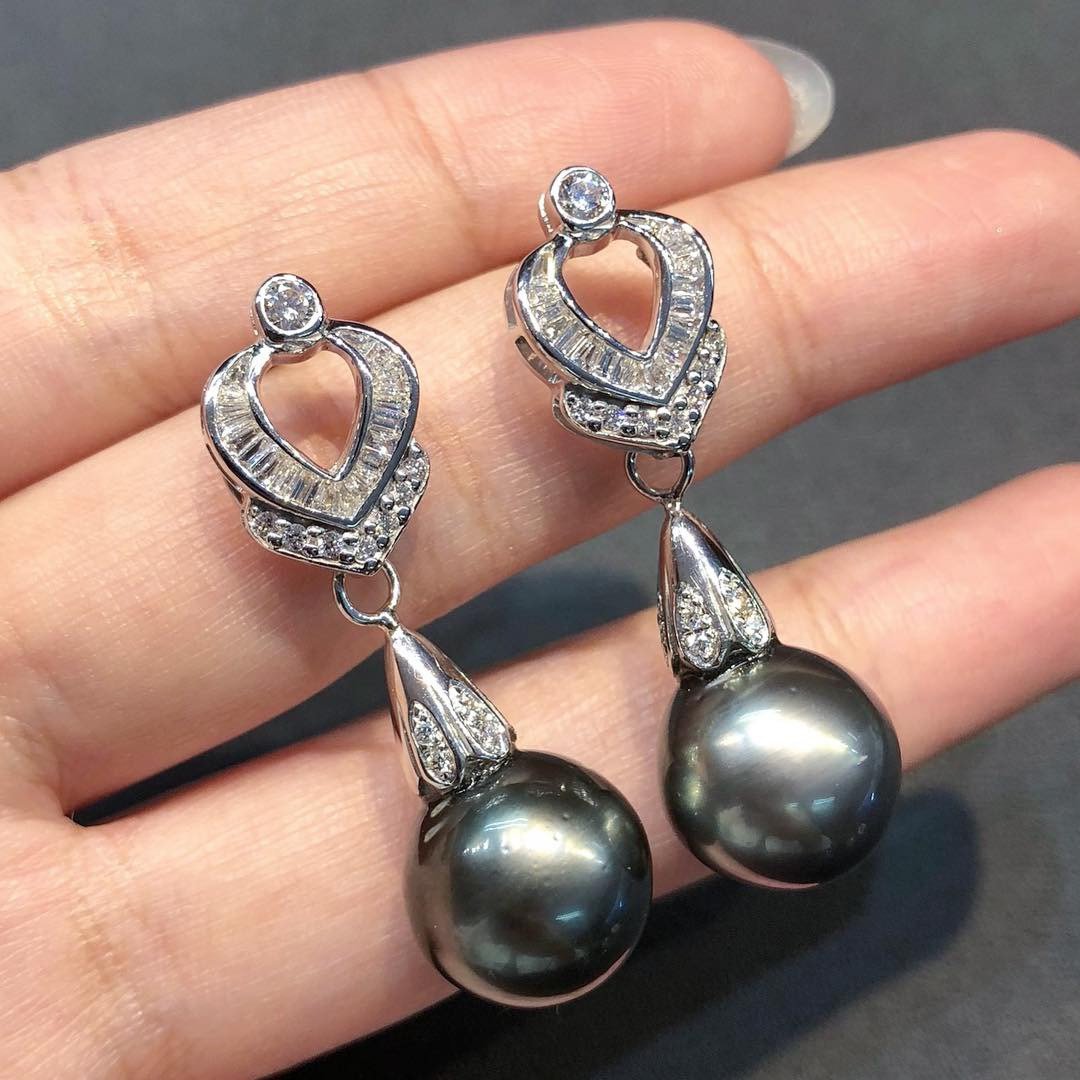 13mm TAHITIAN Black South Sea Pearls