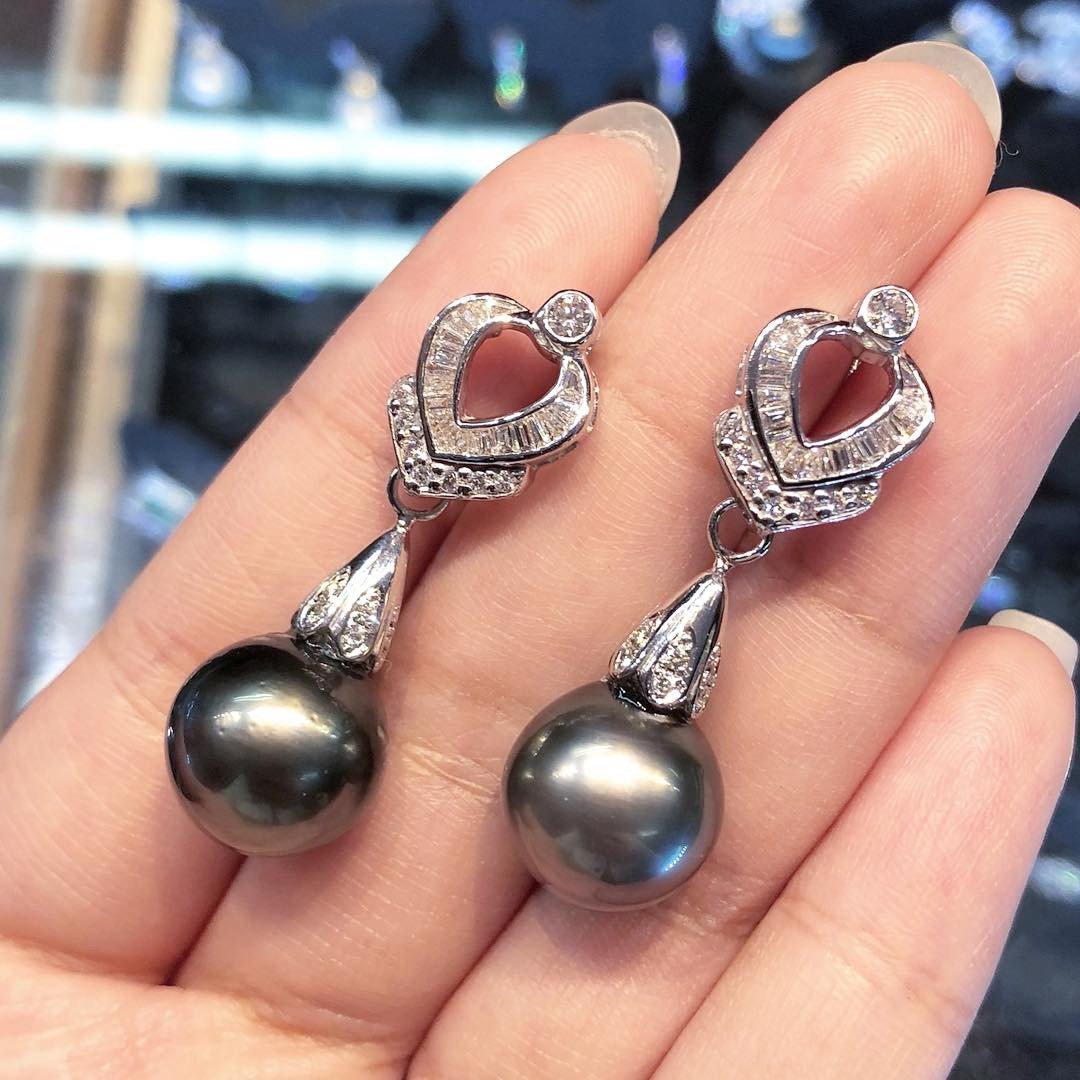 13mm TAHITIAN Black South Sea Pearls