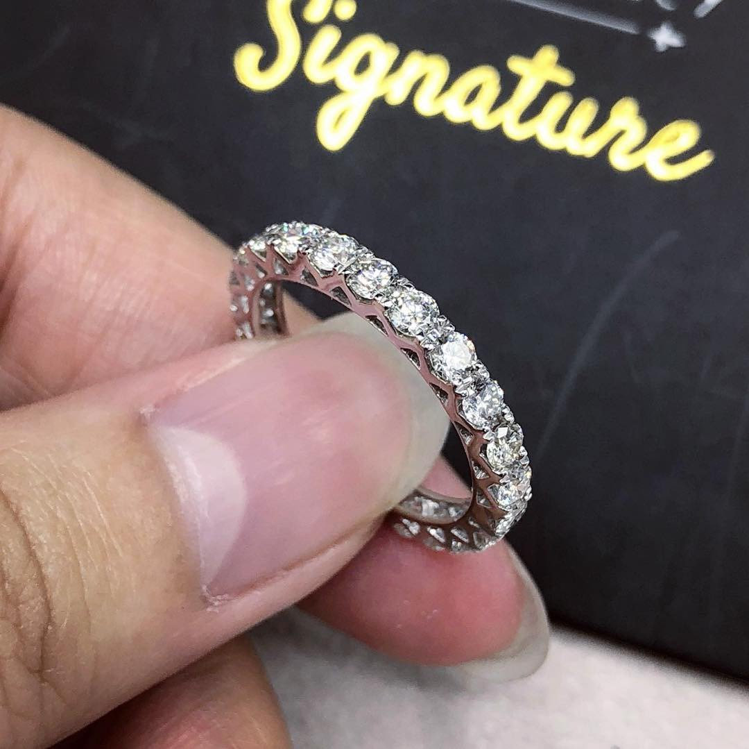 ETERNITY! Genuine F/VS Diamonds Ring