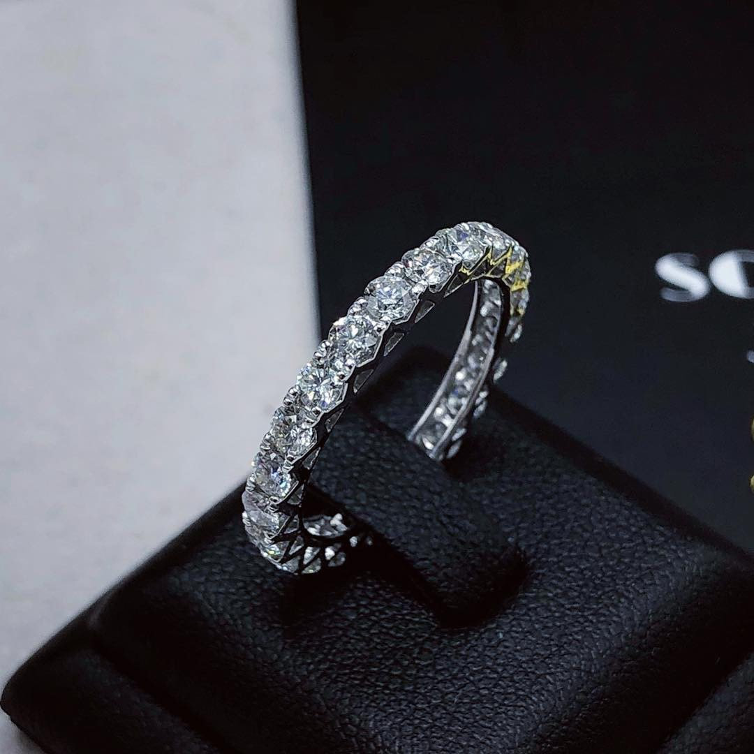 ETERNITY! Genuine F/VS Diamonds Ring