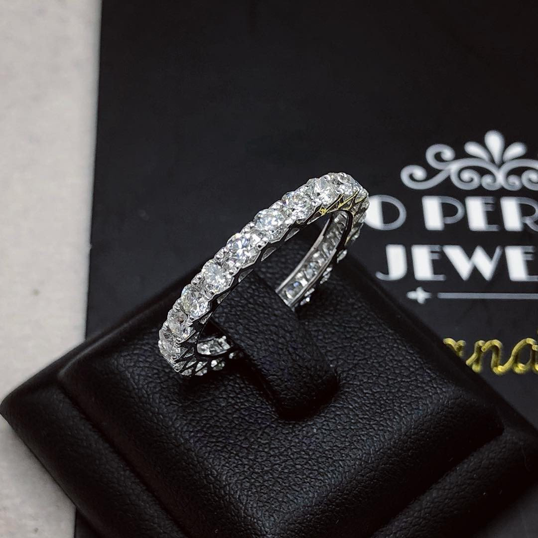 ETERNITY! Genuine F/VS Diamonds Ring