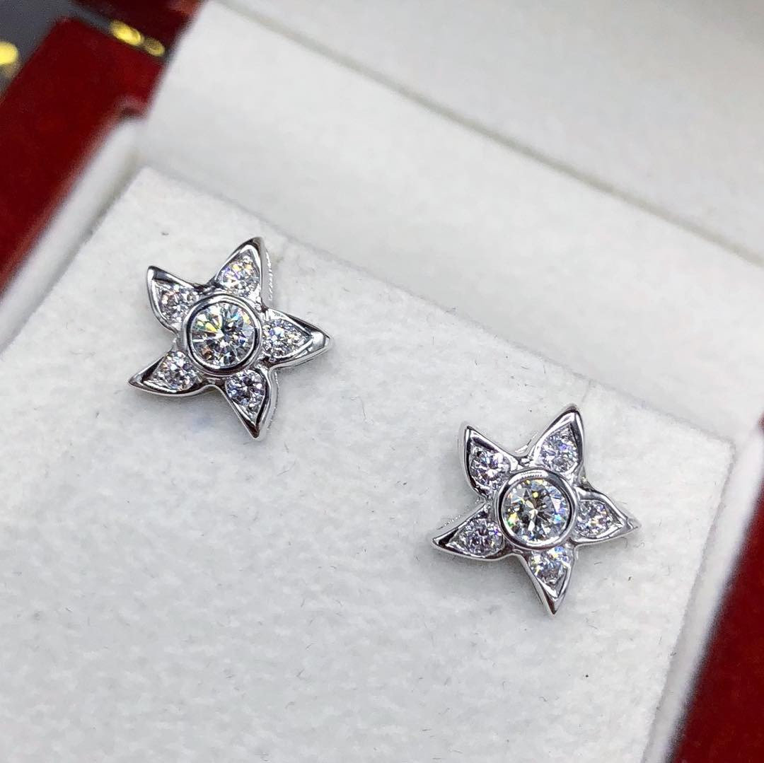 STAR! F/VS Diamond 18K solid white gold earrings