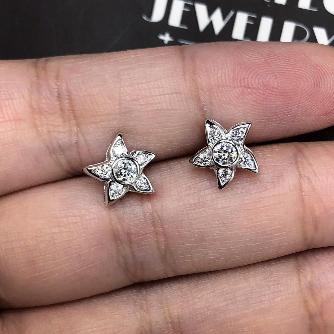 STAR! F/VS Diamond 18K solid white gold earrings