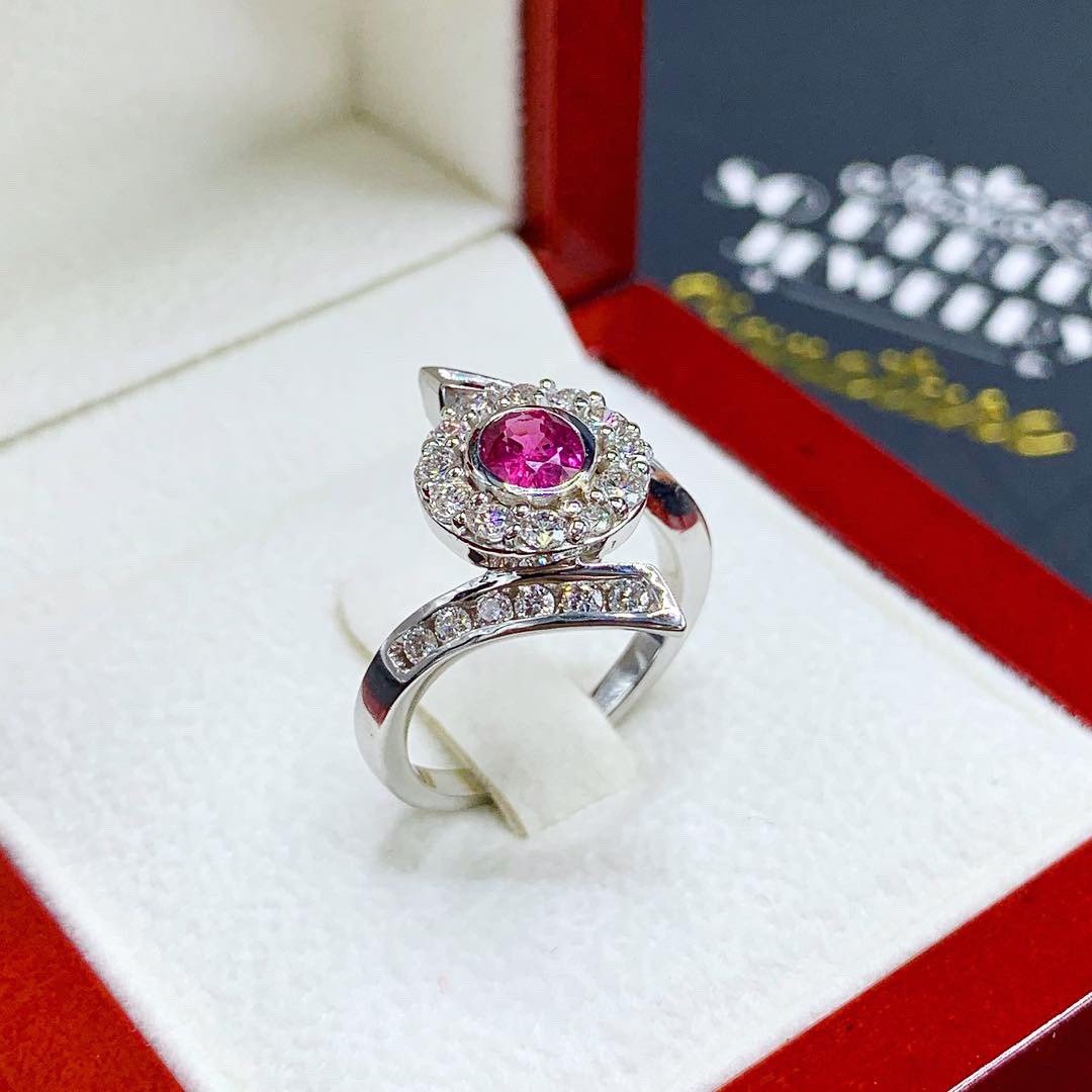 WOW! SIAMESE Ruby Diamond 18K solid handmade white gold ring pigeon blood red natural certified siam lady pear oval modern pink Burma unique