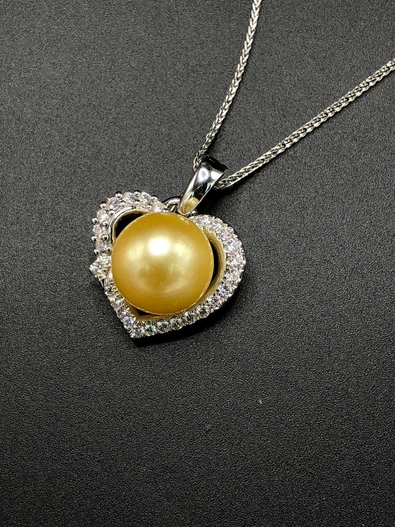 Lustrous Golden South Sea Pearl & VS Diamonds in 18K solid white gold art deco long necklace pendant bohemian unique vintage natural