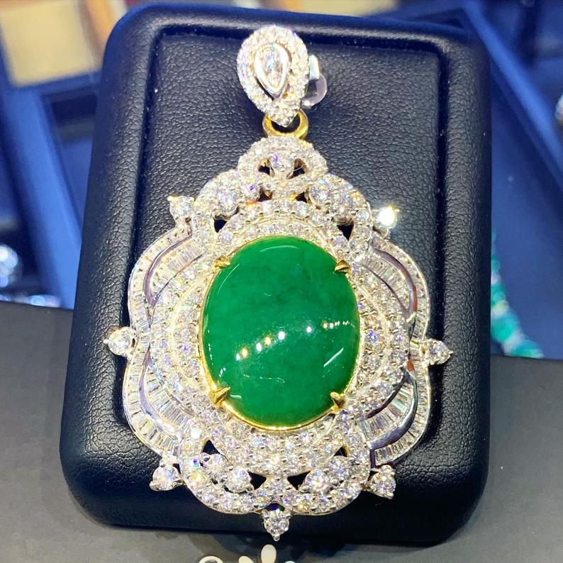 ENORMOUS 16.98TCW Burmese Jade VVS Diamonds 18k solid yellow gold pendant necklace jadeite big chain burma natural traditional chinese china