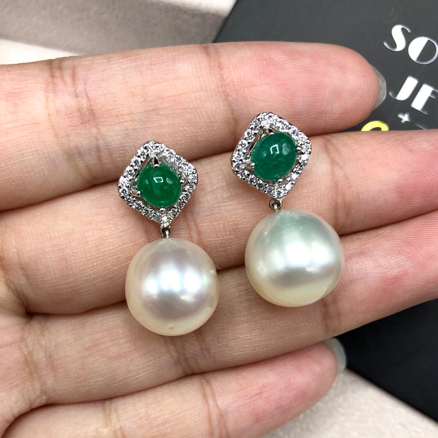 COLOMBIAN Emerald South Sea 13mm Pearls & Diamonds 18K Solid white Gold Earrings handmade white wedding estate vintage dangling drop natural