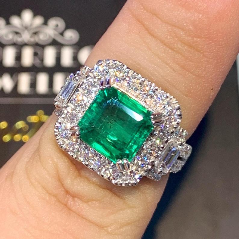 STUNNING! 4.32TCW Emerald VS Diamond 18k solid white gold ring engagement wedding colombian zambian Double halo modern natural art deco big