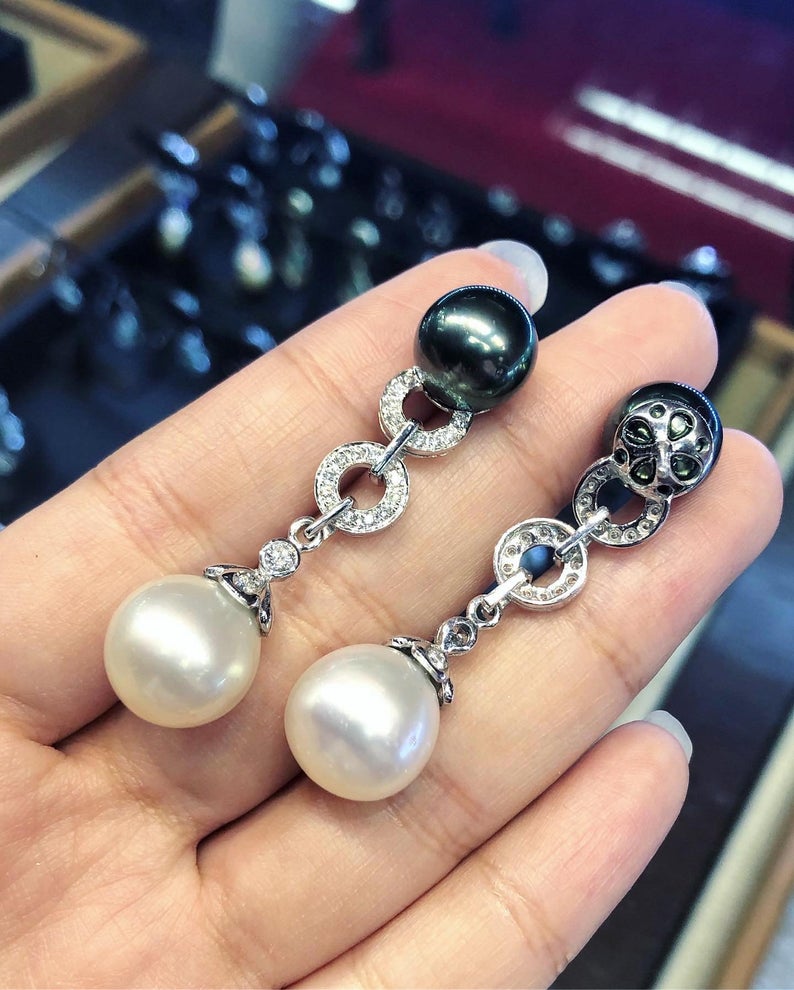 HUGE White South Sea Pearls VS Diamonds In 18K Solid White Gold Earrings dangle drop modern natural golden black chandelier tahiti genuine