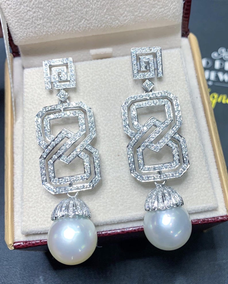 OVERSIZE! White South Sea Pearls VVS Diamonds In 18K Solid White Gold Earrings handmade dangle drop modern natural golden white Chandelier