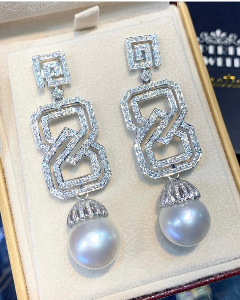 OVERSIZE! White South Sea Pearls VVS Diamonds In 18K Solid White Gold Earrings handmade dangle drop modern natural golden white Chandelier