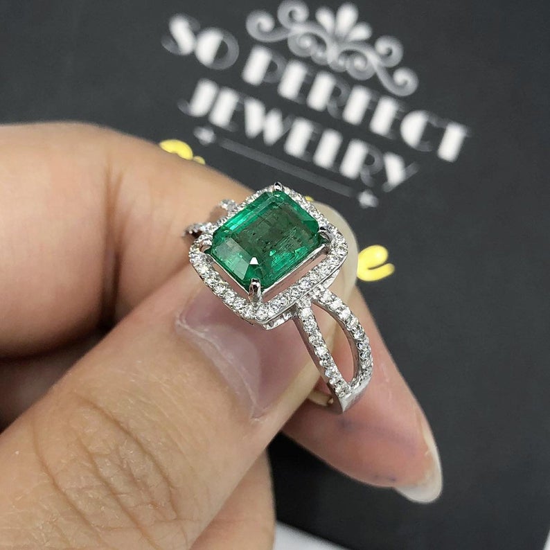 STUNNING! 2.40TCW Emerald VS Diamond 18k solid white gold ring engagement wedding colombian zambian Double halo modern natural art deco big