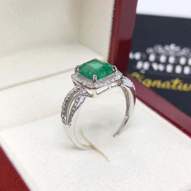 STUNNING! 2.40TCW Emerald VS Diamond 18k solid white gold ring engagement wedding colombian zambian Double halo modern natural art deco big