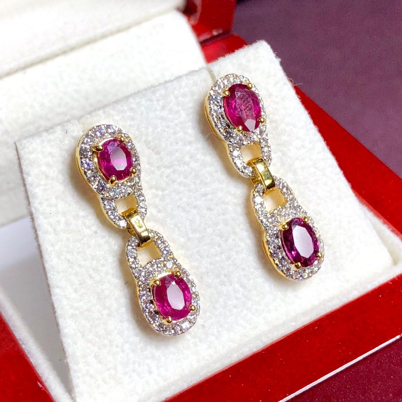 DANGLING 3.05TCW Blood Red Ruby & Diamonds in 18K solid yellow gold chandelier earrings vintage designer natural art deco burma burmese