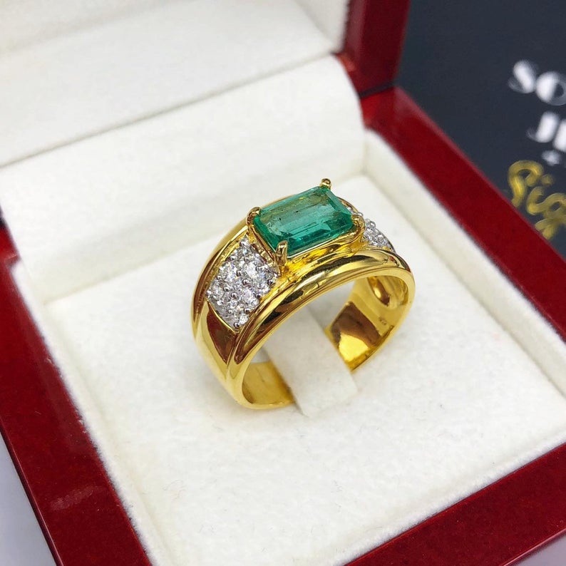 MENS! 2.14TCW Natural Emerald & Diamonds handmade 18K Solid Yellow gold ring estate certified zambian colombian gentleman green man unisex