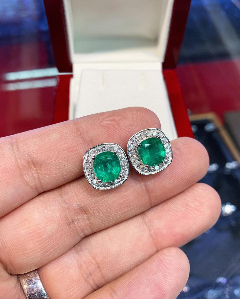 VIVID! 5.49TCW Emerald VS Diamonds in 18K solid white gold earrings studs natural certified zambian Colombian halo wedding modern oval green