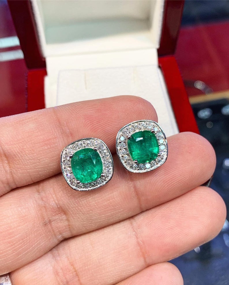 VIVID! 5.49TCW Emerald VS Diamonds in 18K solid white gold earrings studs natural certified zambian Colombian halo wedding modern oval green