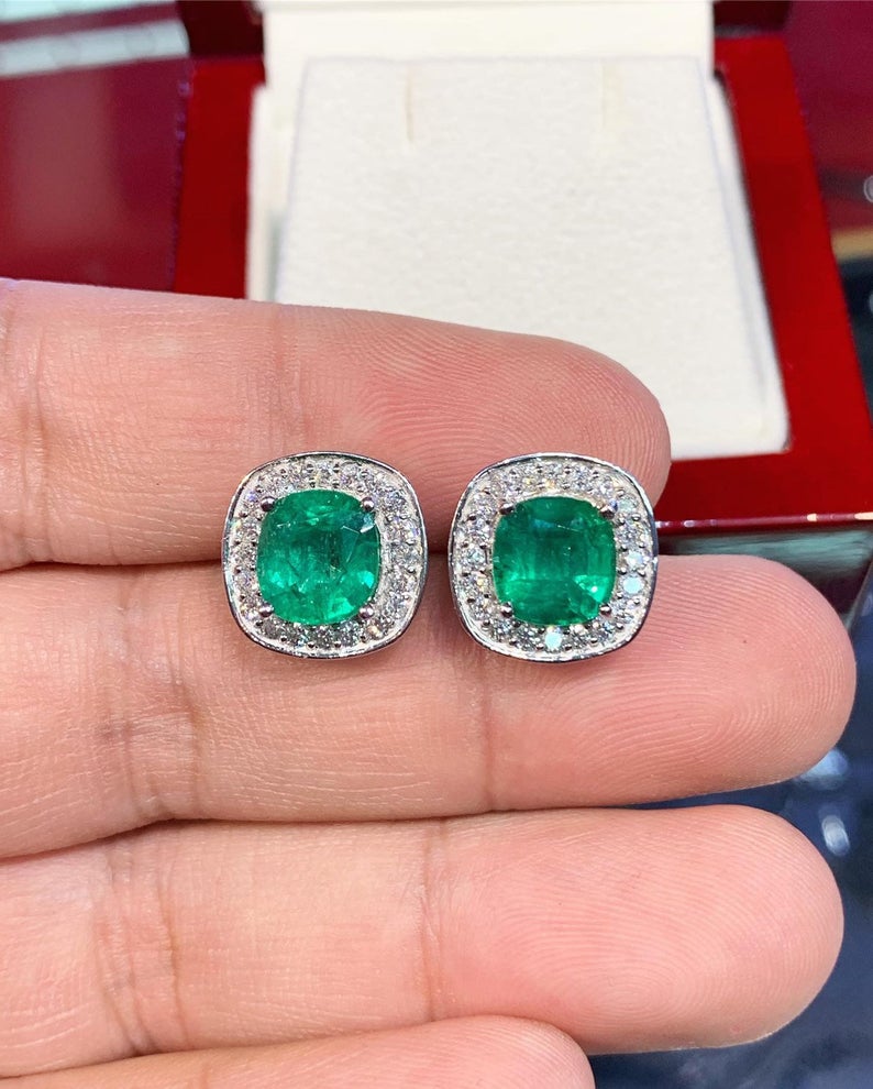 VIVID! 5.49TCW Emerald VS Diamonds in 18K solid white gold earrings studs natural certified zambian Colombian halo wedding modern oval green