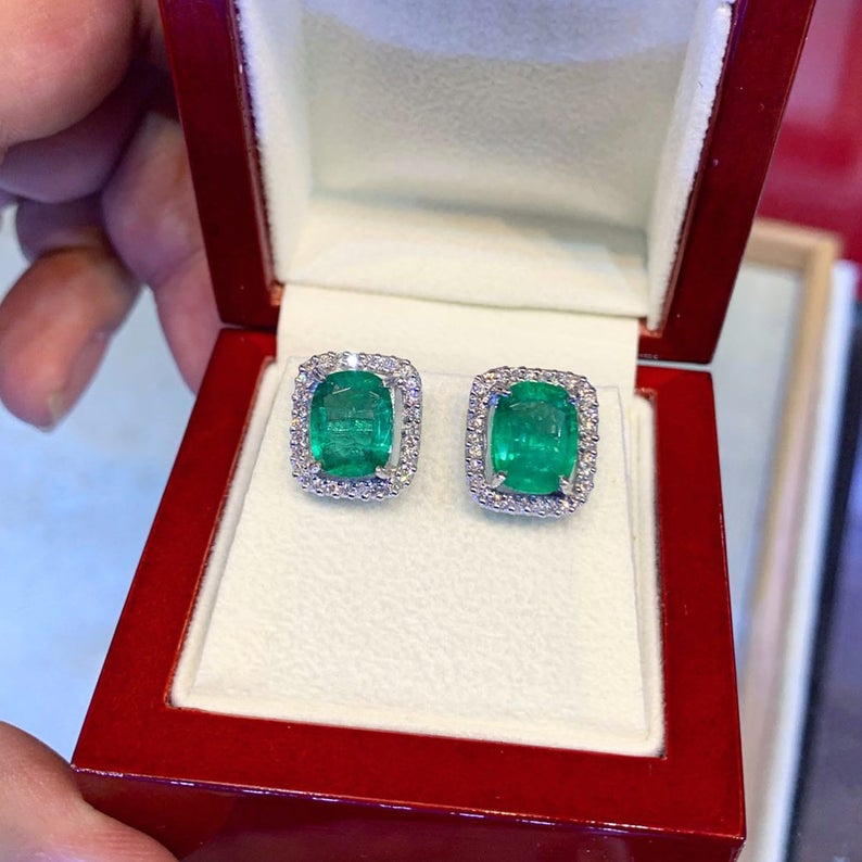 WOW! 5.00TCW Emerald VS Diamonds 18K solid white gold earrings studs natural cushion certified zambian Colombian halo wedding oval green