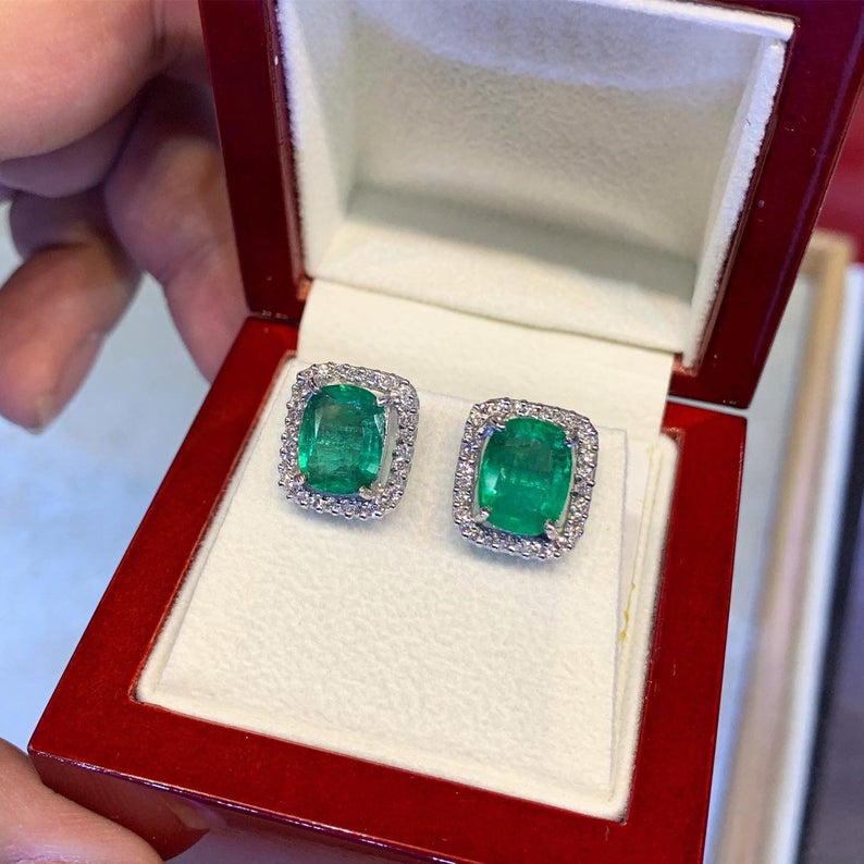 WOW! 5.00TCW Emerald VS Diamonds 18K solid white gold earrings studs natural cushion certified zambian Colombian halo wedding oval green