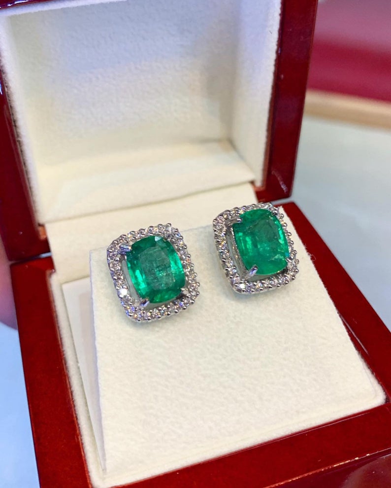 WOW! 5.00TCW Emerald VS Diamonds 18K solid white gold earrings studs natural cushion certified zambian Colombian halo wedding oval green