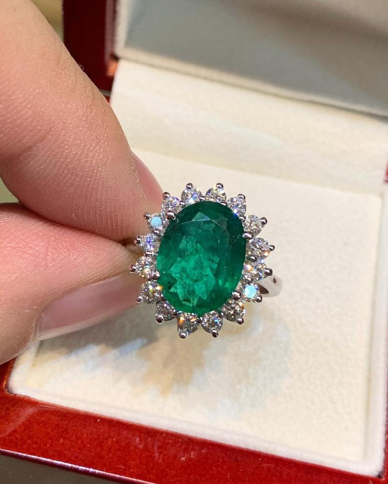 VIVID 5.57TCW Emerald & VS Diamonds in 18k solid white gold ring engagement wedding colombian zambian modern natural vintagr christmas gift