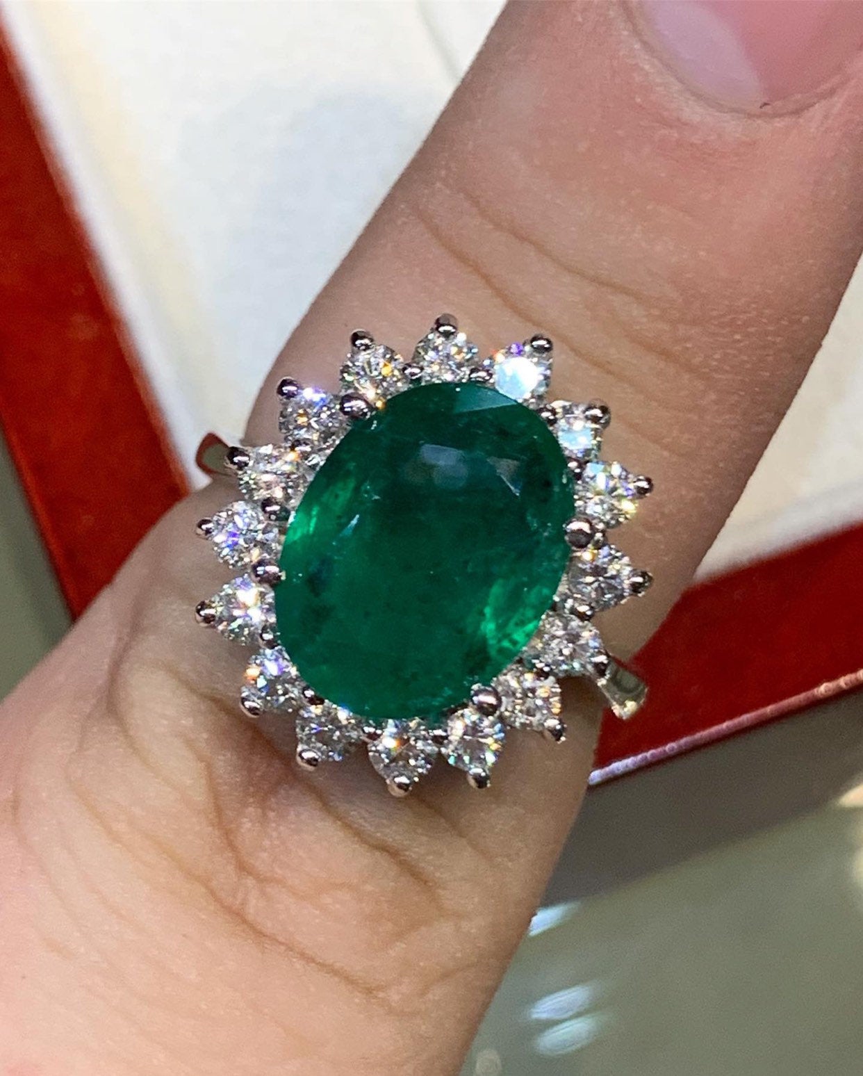 VIVID 5.57TCW Emerald & VS Diamonds in 18k solid white gold ring engagement wedding colombian zambian modern natural vintagr christmas gift