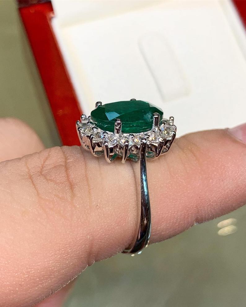 VIVID 5.57TCW Emerald & VS Diamonds in 18k solid white gold ring engagement wedding colombian zambian modern natural vintagr christmas gift